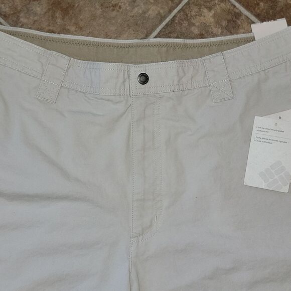 New Columbia Fort Rock Shorts Size 40 with 8" Inseam - Picture 6 of 6